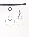 Circle earrings with small ovals